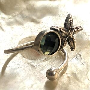 Natural Green Amethyst Prasiolite 1.7 Carats in Starfish SilverPlated Thumb Ring